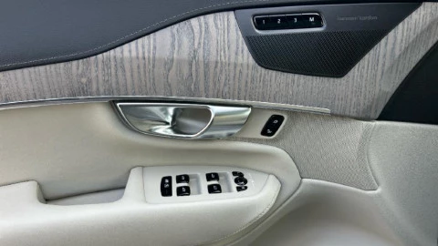 Volvo XC90 2.0 B5 D AWD Plus Bright Auto