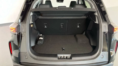 EBRO S400 1.5 DHE HEV Excellence CVT