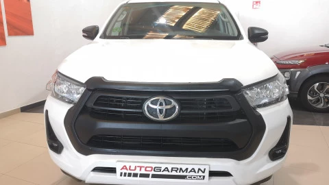 Toyota Hilux 2.4 D4D Cabina Doble GX