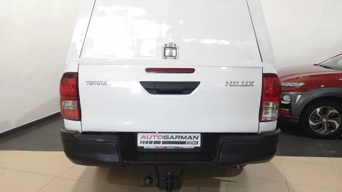 Toyota Hilux 2.4 D4D Cabina Doble GX