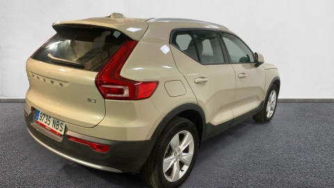 Volvo XC40 2.0 B3 G Core Auto
