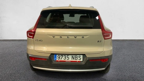 Volvo XC40 2.0 B3 G Core Auto
