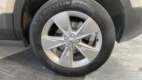 Volvo XC40 2.0 B3 G Core Auto