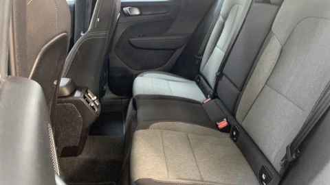 Volvo XC40 2.0 B3 G Core Auto