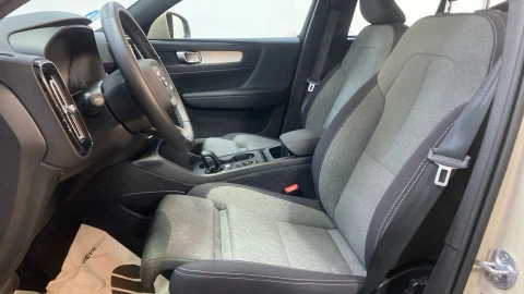 Volvo XC40 2.0 B3 G Core Auto