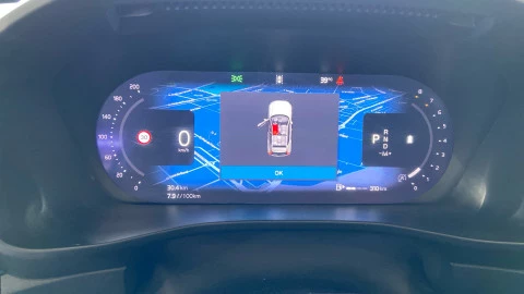 Volvo XC40 2.0 B3 G Essential Auto