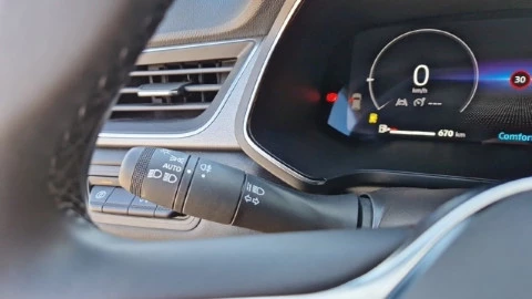 Renault Captur techno Eco-G 100cv (74 kW)