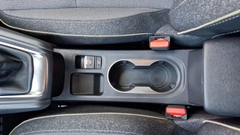 Renault Captur techno Eco-G 100cv (74 kW)
