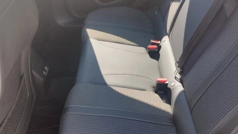 Peugeot e-208 Eléctrico GT