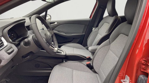 Renault Clio Techno full hybrid E-Tech 145 (103Kw)