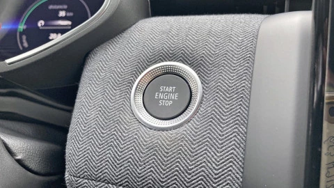 Renault Clio Techno full hybrid E-Tech 145 (103Kw)