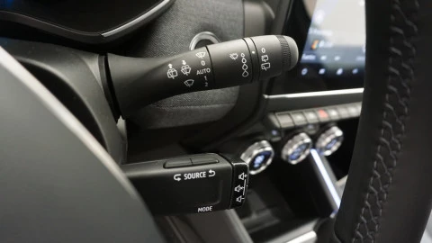 Renault Clio Techno full hybrid E-Tech 145 (103Kw)