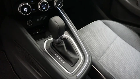 Renault Clio Techno full hybrid E-Tech 145 (103Kw)