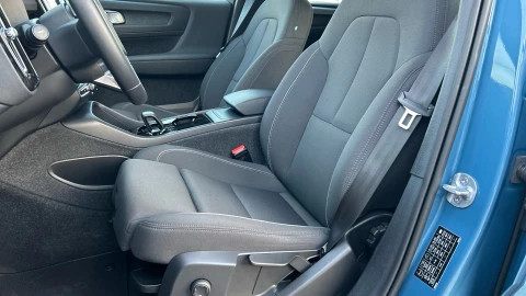 Volvo XC40 Recharge Single Core Auto