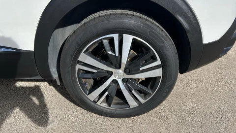 Peugeot 3008 1.2 PURETECH 96KW (130CV) ALLURE S&S