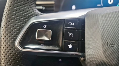 MG HS 1.5T MANUAL LUXURY