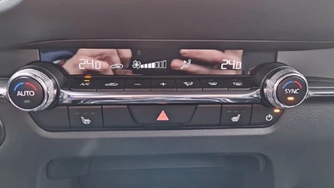 Mazda CX-30 e-SKYACTIV G Homura