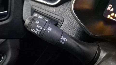 Renault Clio techno Eco-G 100cv (74kW)