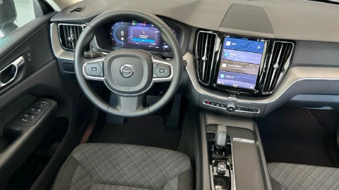 Volvo XC60 2.0 B4 G Core Pro Auto