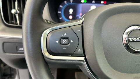 Volvo XC60 2.0 B4 G Core Pro Auto