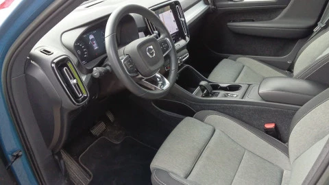 Volvo XC40 1.5 T2 Momentum Core Auto