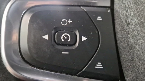 Volvo XC40 1.5 T2 Momentum Core Auto