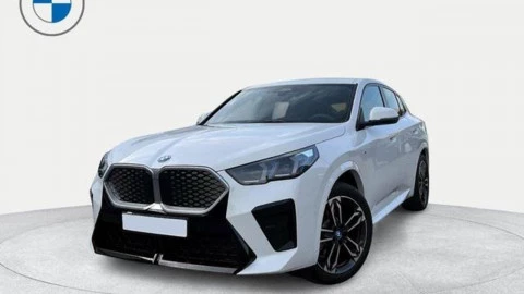 BMW iX2 xDrive30