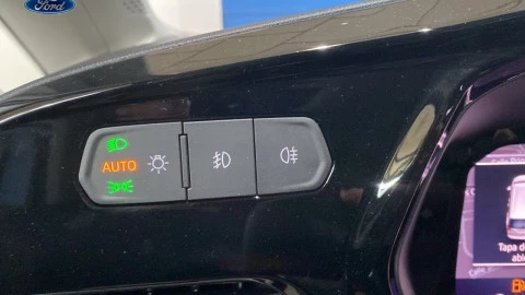 Ford Grand Tourneo Connect 1.5 Ecoboost PHEV Titanium Auto