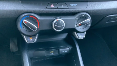 Kia Stonic 1.0 T-GDi 74kW (100CV) MHEV MT Concept