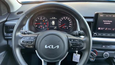 Kia Stonic 1.0 T-GDi 74kW (100CV) MHEV MT Concept