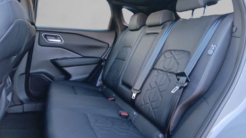 Nissan Qashqai DIG-T 116kW mHEV CVT Tekna