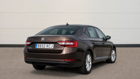 Skoda Superb 2.0 TDI 110KW (150cv) DSG Ambition