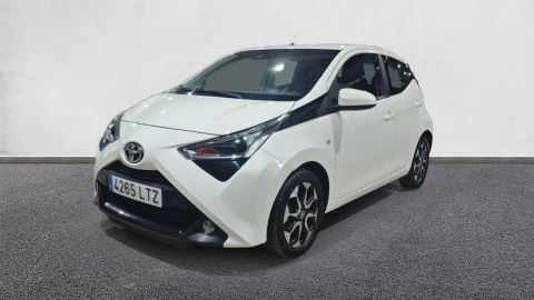 Toyota Aygo 1.0 70 x-play