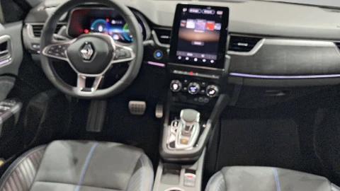 Renault Arkana Esprit Alpine E-TECH full hybrid 105kW