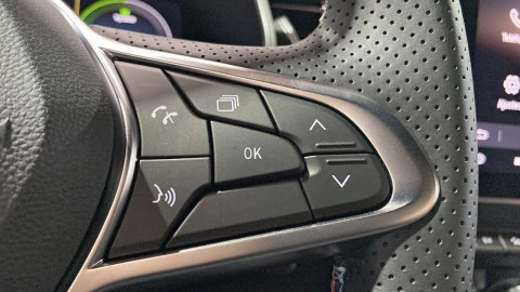 Renault Arkana Esprit Alpine E-TECH full hybrid 105kW