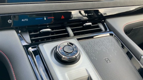 Maxus T60 MAX T60 MAX 4WD 8AT