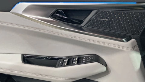 Renault Espace Iconic E-Tech full hybrid 146kW