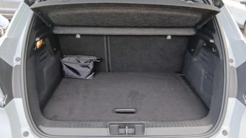 Renault Captur techno Eco-G 100cv (74 kW)