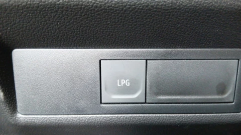 Renault Captur techno Eco-G 100cv (74 kW)