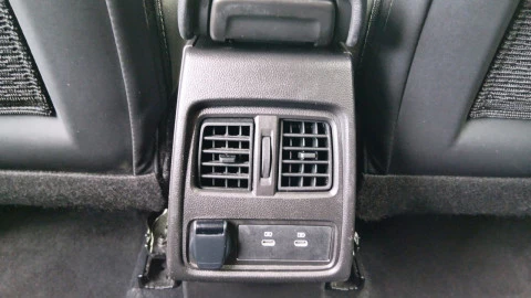 Renault Captur techno Eco-G 100cv (74 kW)