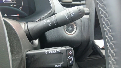 Renault Captur techno Eco-G 100cv (74 kW)