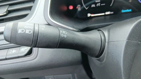 Renault Captur techno Eco-G 100cv (74 kW)