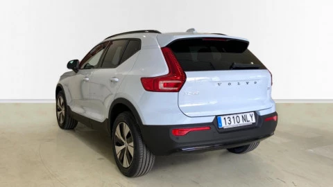 Volvo XC40 2.0 B3 G Plus Dark Auto