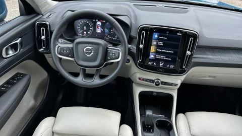 Volvo XC40 1.5 T4 Recharge PHEV Core Auto