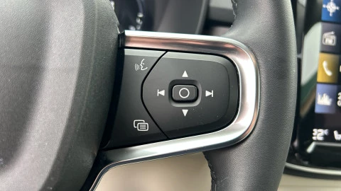 Volvo XC40 1.5 T4 Recharge PHEV Core Auto