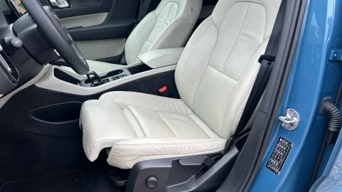 Volvo XC40 1.5 T4 Recharge PHEV Core Auto