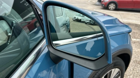 Volvo XC40 1.5 T4 Recharge PHEV Core Auto