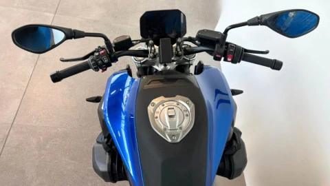 BMW R 1300 R 107 kW