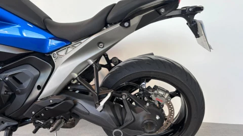 BMW R 1300 R 107 kW