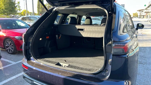 Mitsubishi Outlander PHEV Kaiteki 4WD